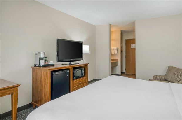 Images SureStay Plus by Best Western Elizabethtown Hershey