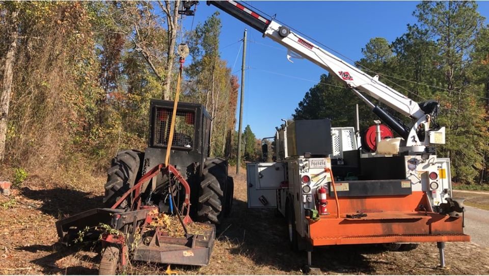 Reliable Tire Changes and Jump Starts!