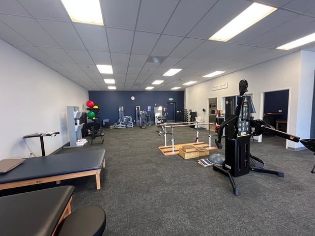 Images Spine & Sport Physical Therapy - San Ysidro