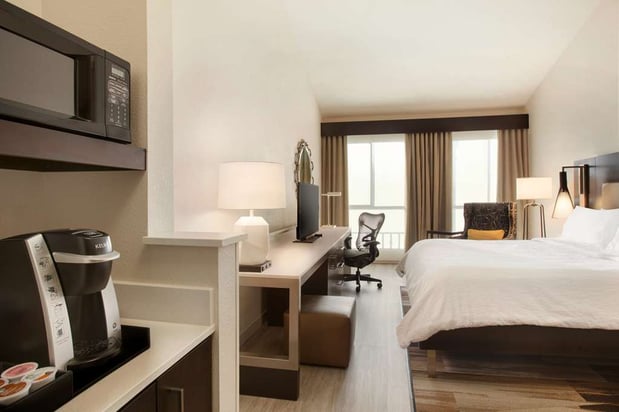 Images Hilton Garden Inn Cupertino