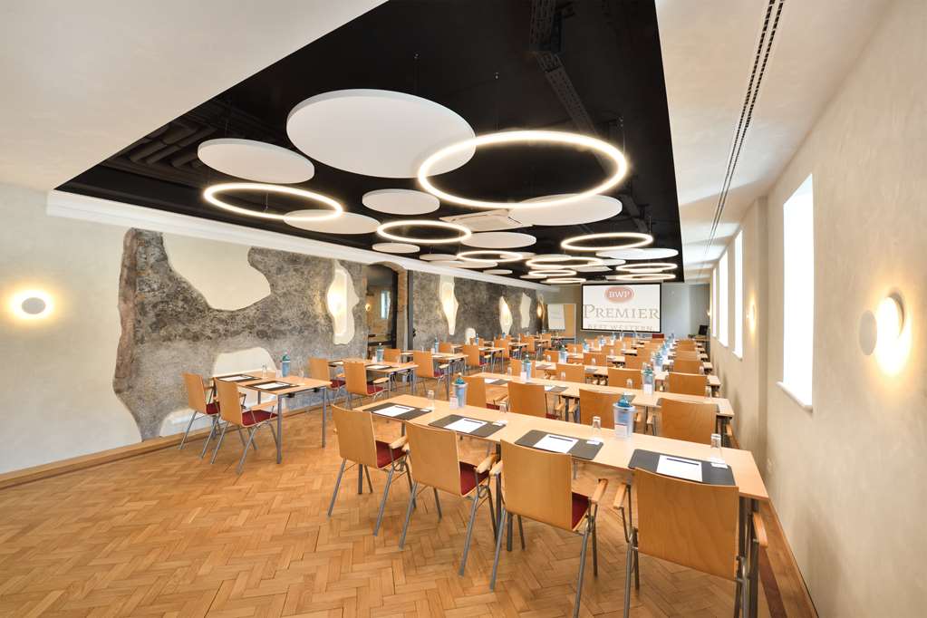 Best Western Premier Hotel Villa Stokkum, Steinheimer Vorstadt 70 in Hanau