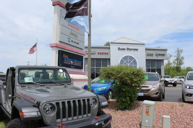 Images Russ Darrow Chrysler Dodge Jeep Ram of West Bend Parts Department