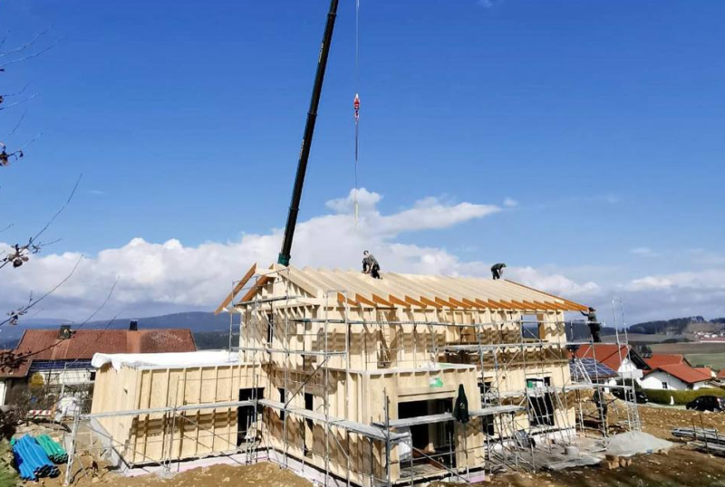 ZIMMEREI HOLZBAU SCHILLER GMBH & CO KG, Oberfeld 2 in Kirchberg i. Wald