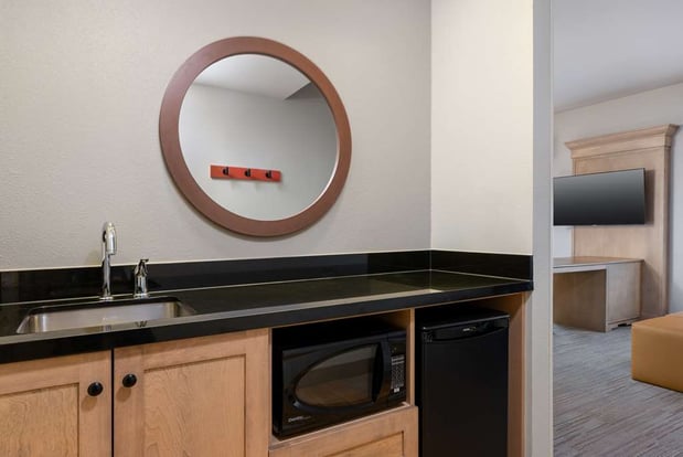 Images Hampton Inn & Suites Dodge City