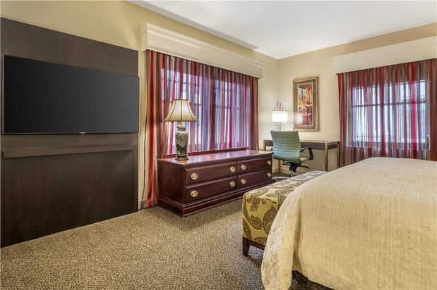 Images Best Western Plus The Normandy Inn & Suites