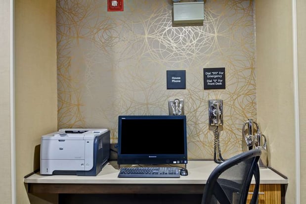 Images Hampton Inn Albany-Wolf Road (Airport)