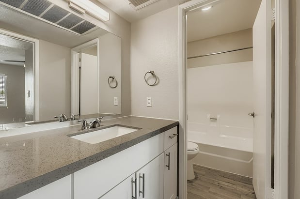 Images Rise Thunderbird