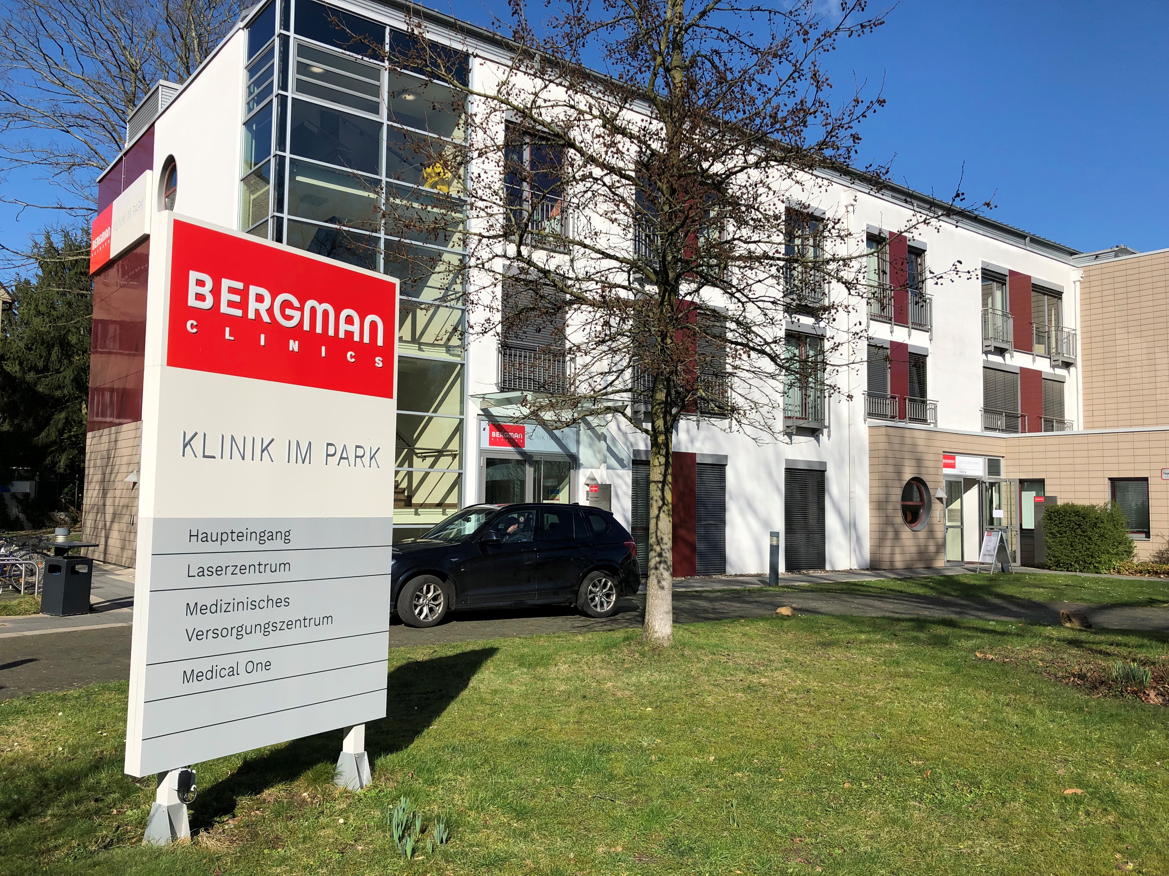 KIP Orthopädiehandel Sanitätshaus in Hilden - Außenansicht Bergman Klinik im Park