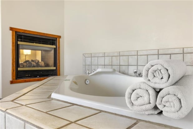 Images Best Western Plus Riverfront Hotel and Suites