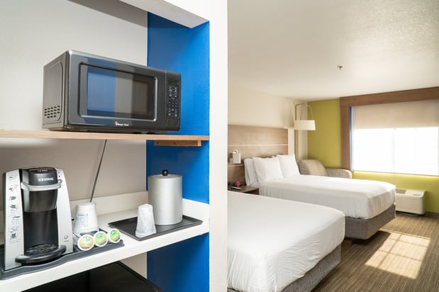 Images Holiday Inn Express & Suites Hesperia by IHG