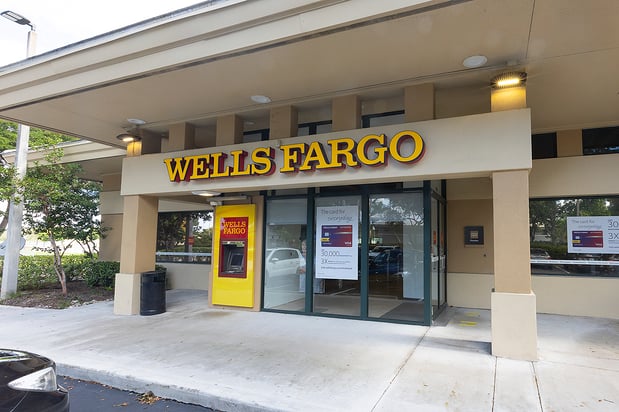 Images Wells Fargo Bank