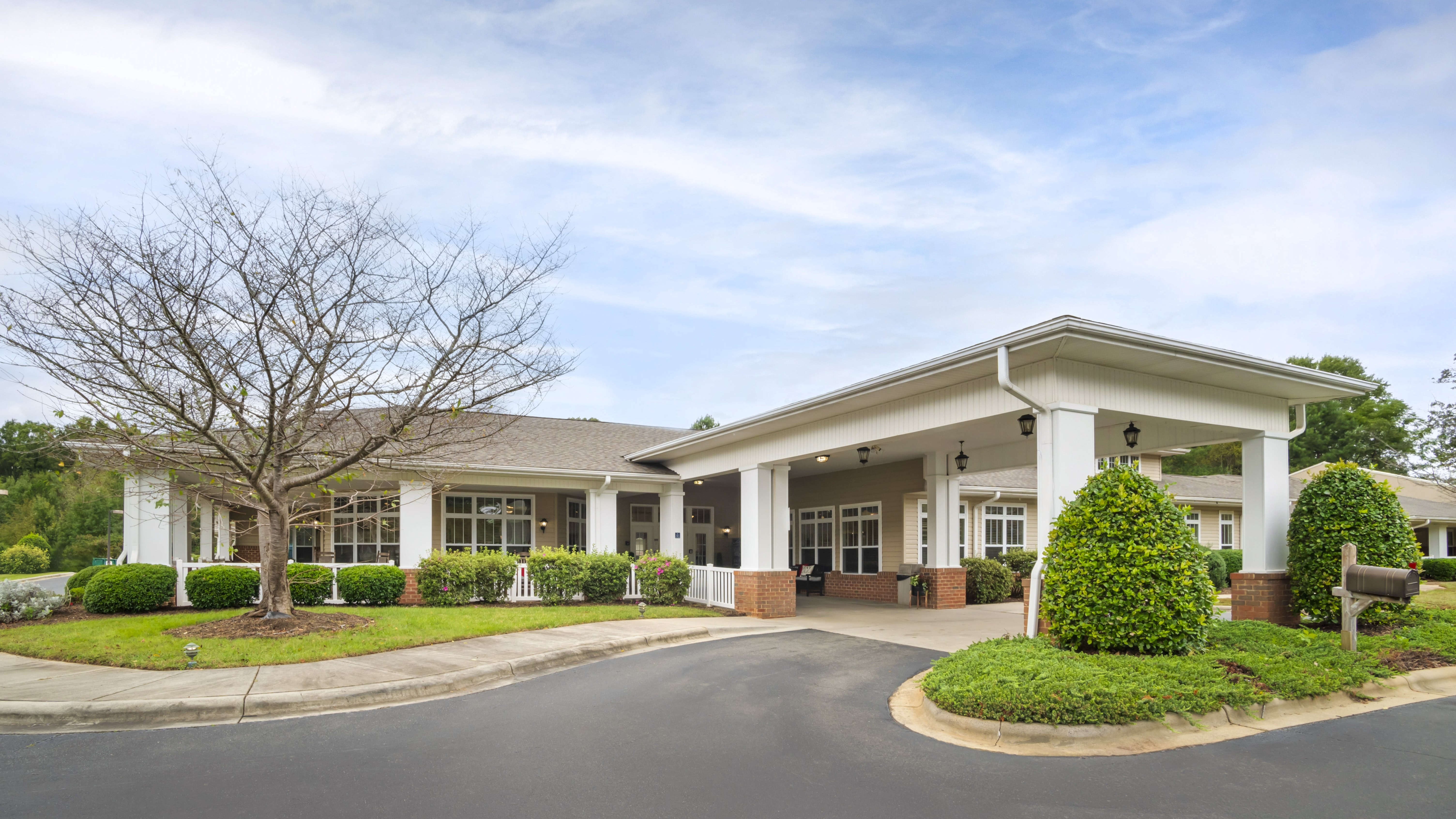 Brookdale Monroe Square Assisted Living Entrance