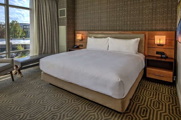 Images Hilton Franklin Cool Springs