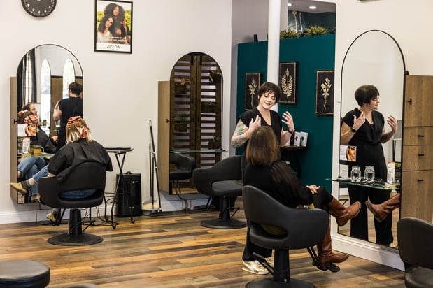 Images Salon St. Louis