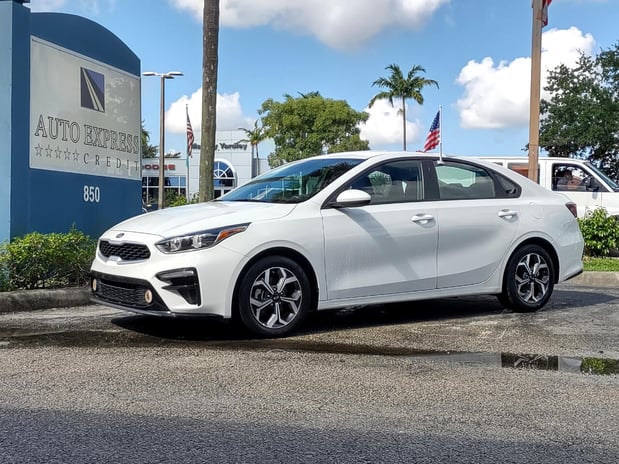 Images Auto Express Credit