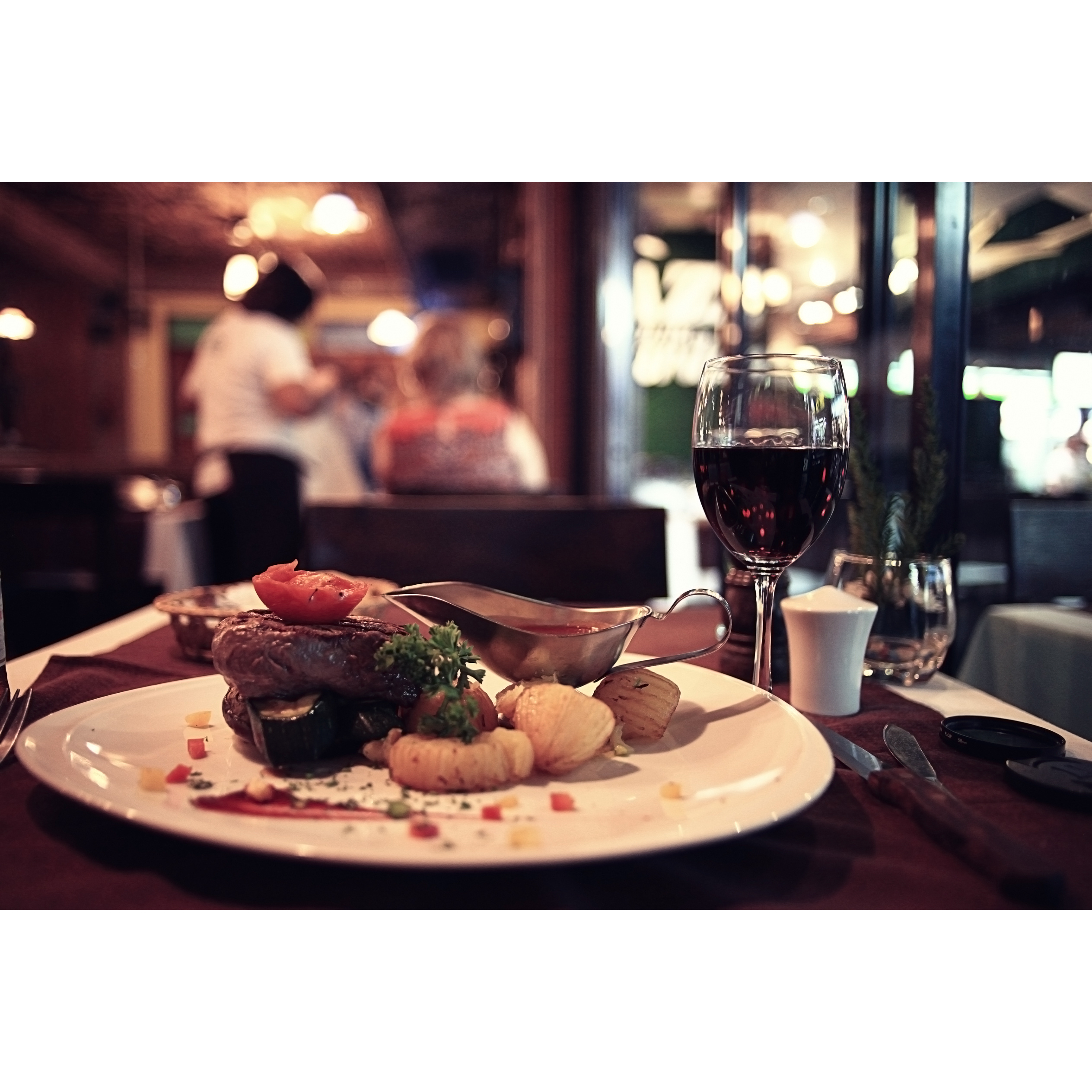 Kelleys Restaurant & Bar Llc