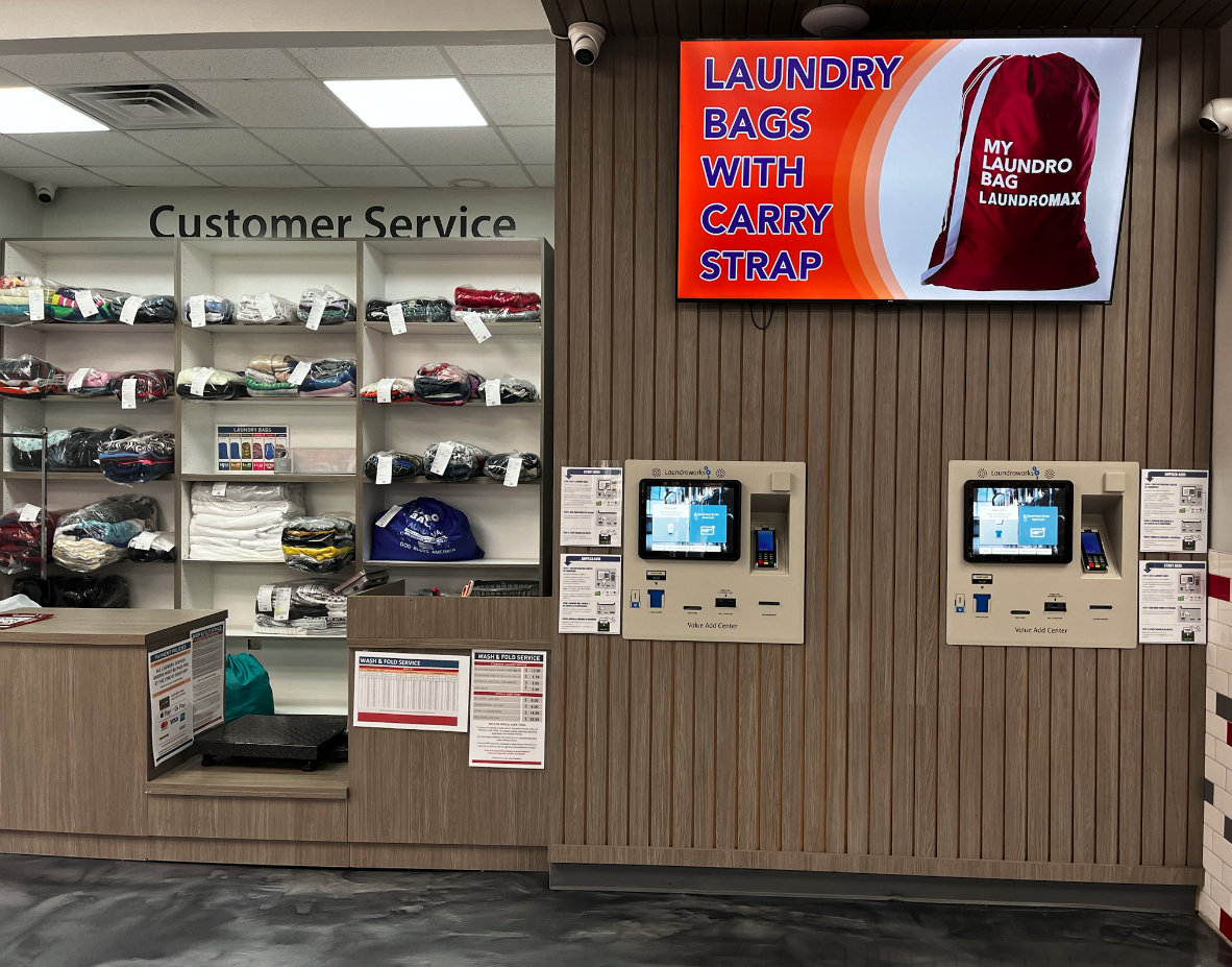 Laundromax 504 central Ave Pawtucket Rhode Island laundromat