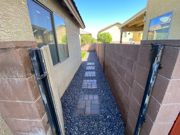 Images Valencia Turf & Hardscape