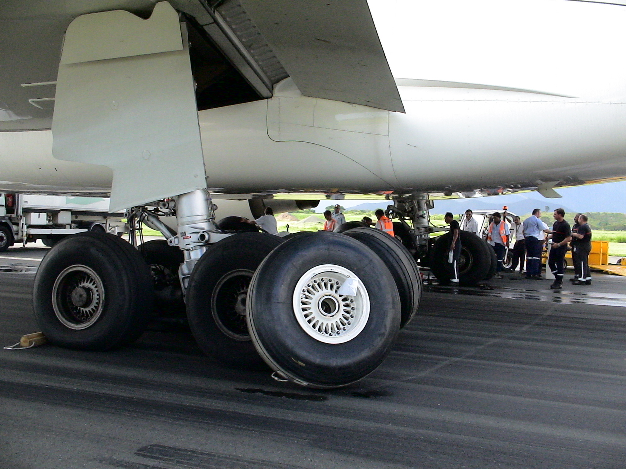 Bilder Air Safety Security Services Sàrl