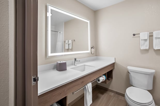 Images Holiday Inn Express & Suites Tumwater - Olympia by IHG