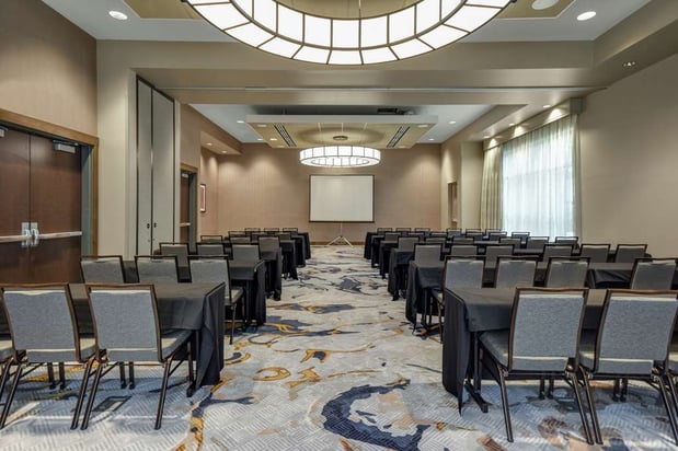 Images Embassy Suites by Hilton Jonesboro Red Wolf Convention Center