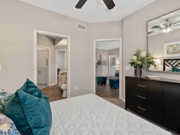 Images Advenir at The Med Center Apartments
