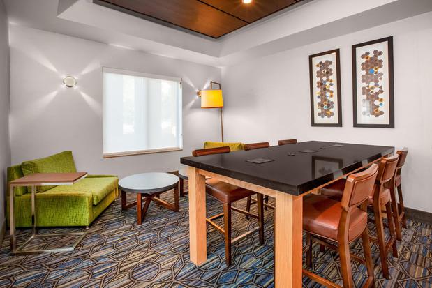 Images Holiday Inn Express & Suites Cleveland-Richfield, an IHG Hotel