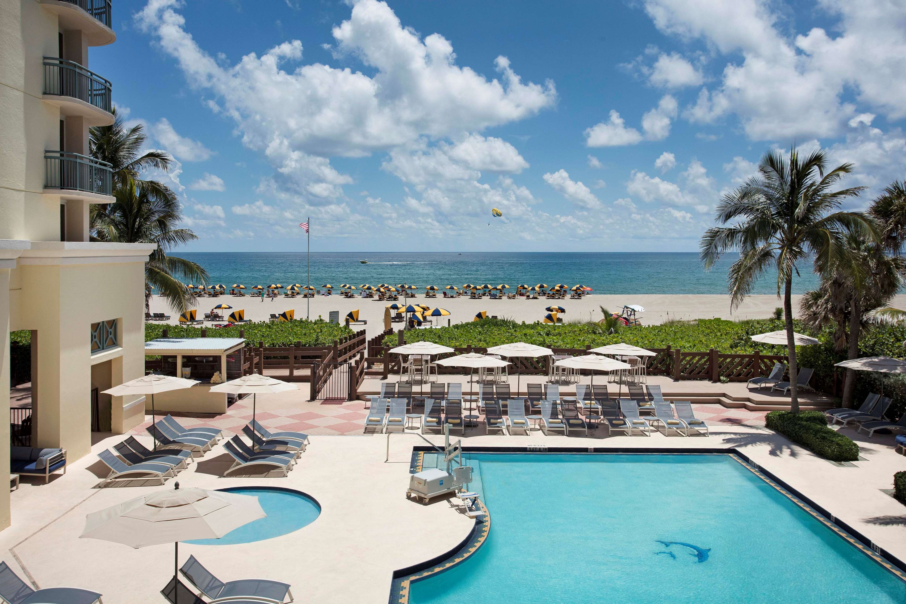 Hilton Singer Island Oceanfront/Palm Beaches Resort Coupons near me in ...