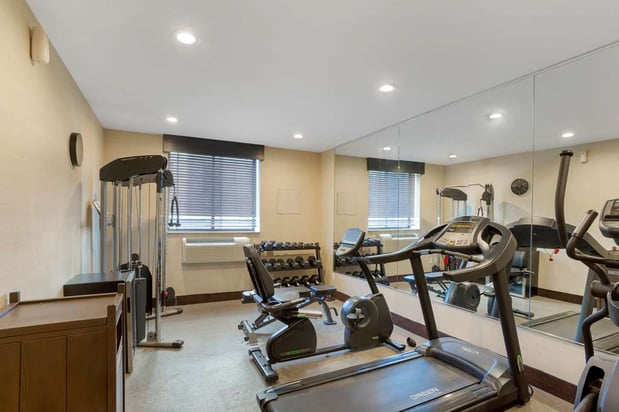 Images Best Western Plus Plaza Hotel