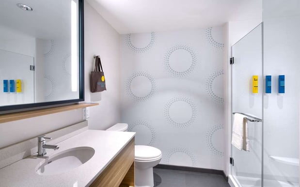 Images Tru by Hilton Clearfield Hill Air Force Base