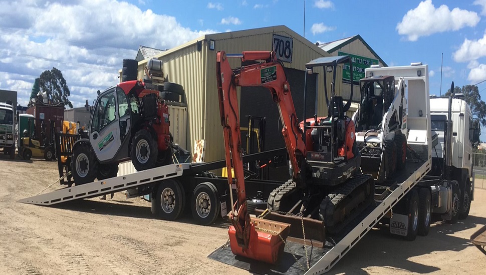 Images Assist 'A' Lift Forklifts