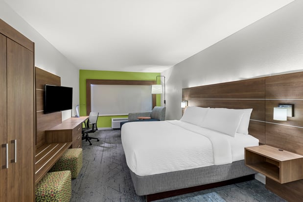 Images Holiday Inn Express & Suites Savannah - Midtown by IHG