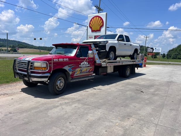 Images Hicks Towing