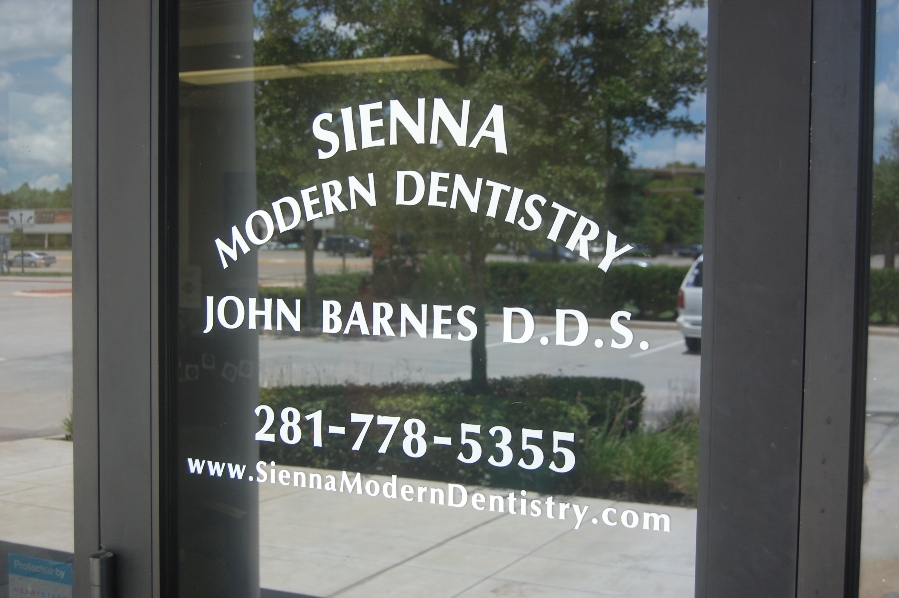 Sienna Modern Dentistry and Orthodontics opened its doors to the Missouri City community in June 2011.