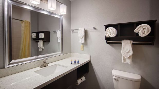 Images Best Western Plus Lonestar Inn & Suites