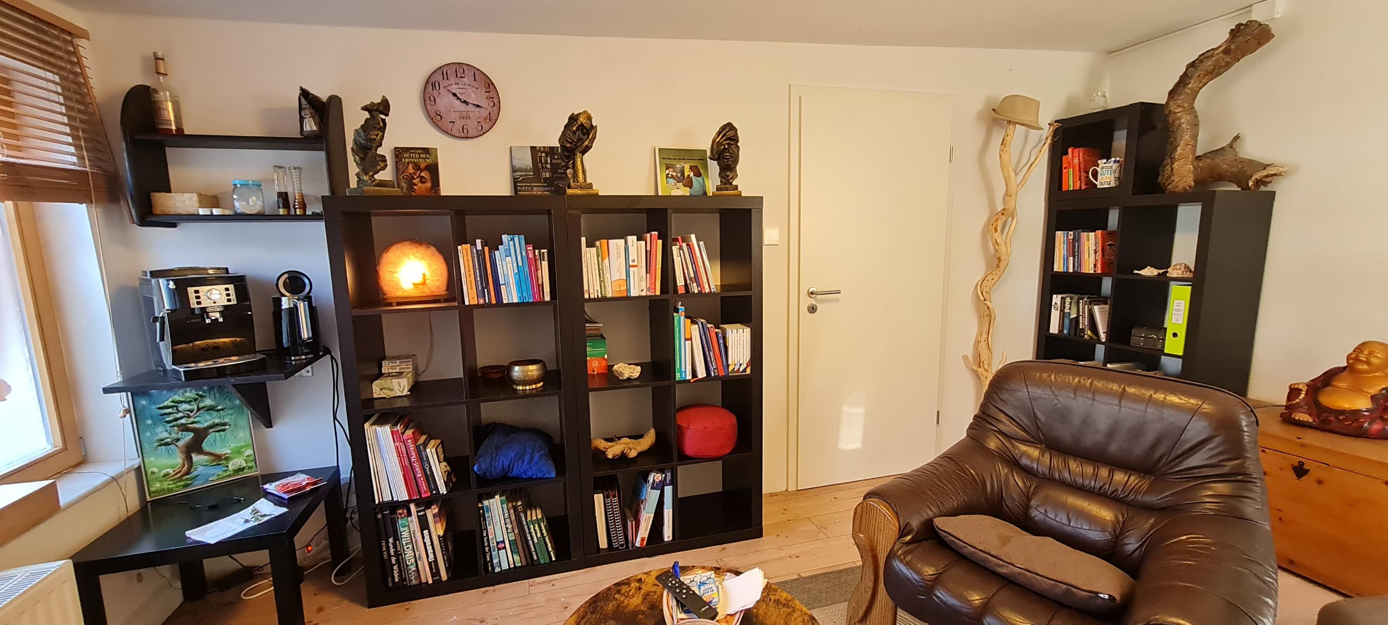 Praxis mit Ausblick, Psychotherapie nach dem Heilpraktikergesetz, Kreuzbergstr. 1 in Aindling