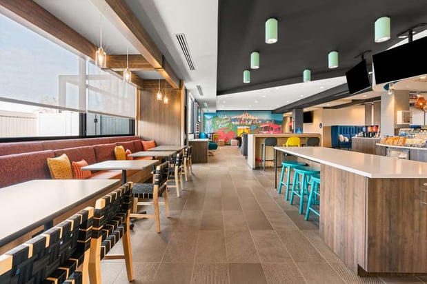 Images Tru by Hilton Portland Airport
