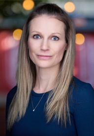 Christina Wolf headshot