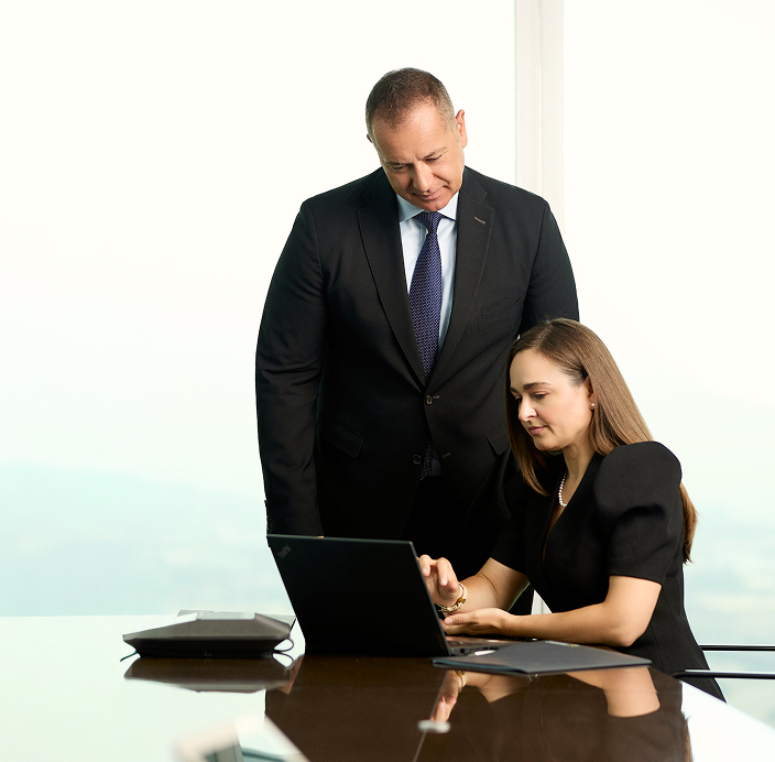 The Tsalimopoulos Private Wealth team.