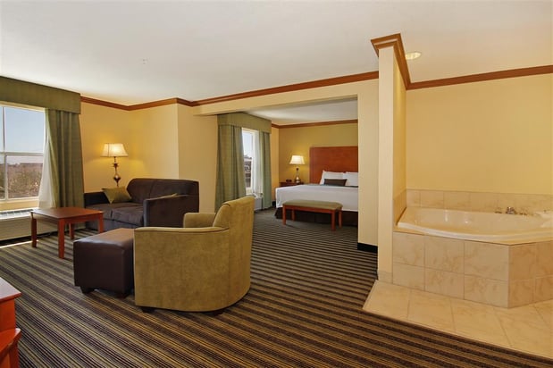 Images Best Western Plus Seawall Inn & Suites by the Beach