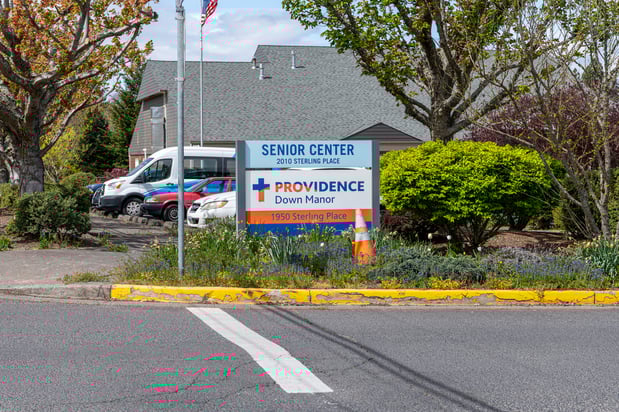 Images Providence Down Manor - Hood River