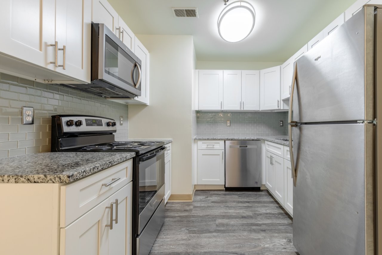 Cannon & Westover Apartment Homes Image