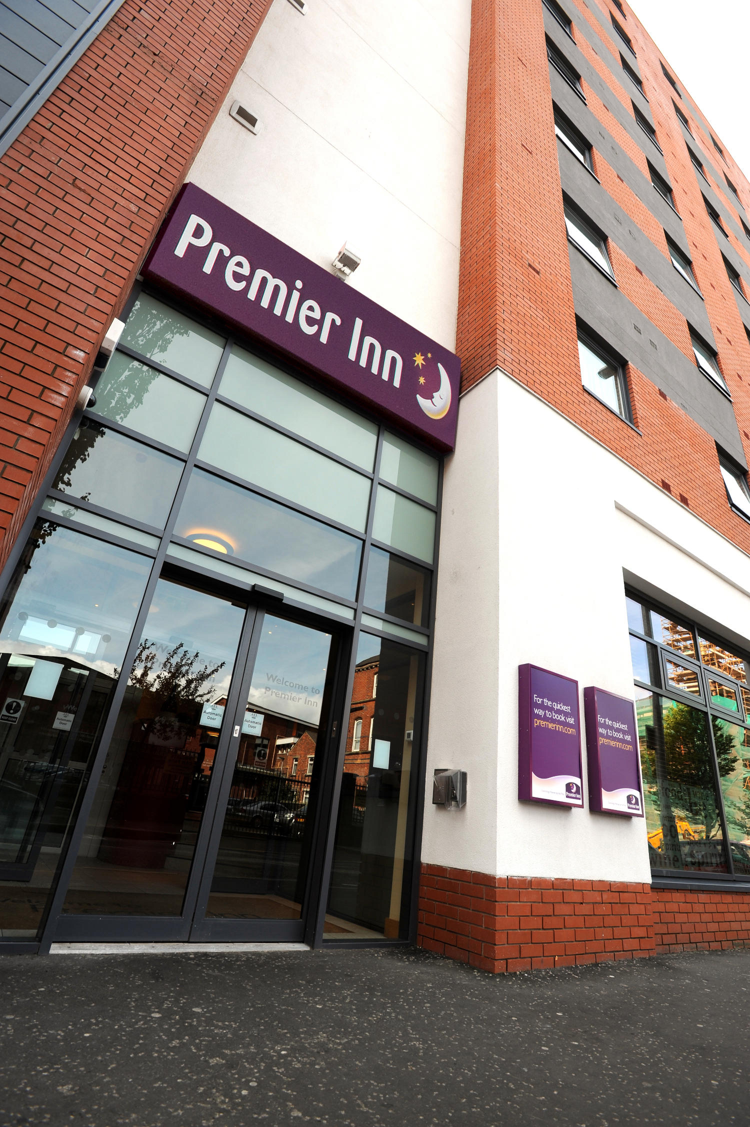 Images Premier Inn Belfast City Centre (Alfred Street) hotel