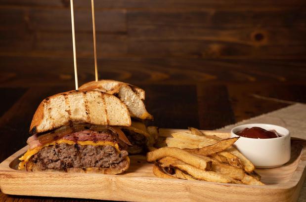 Images Liam's Steak House