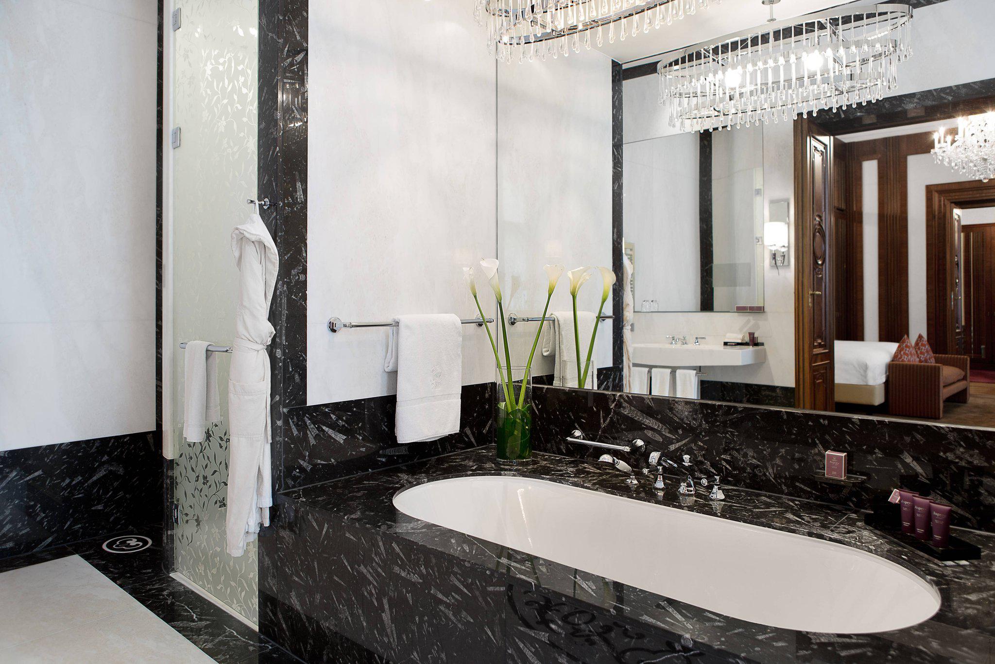 The Ritz-Carlton, Vienna, Schubertring 5-7 in Vienna