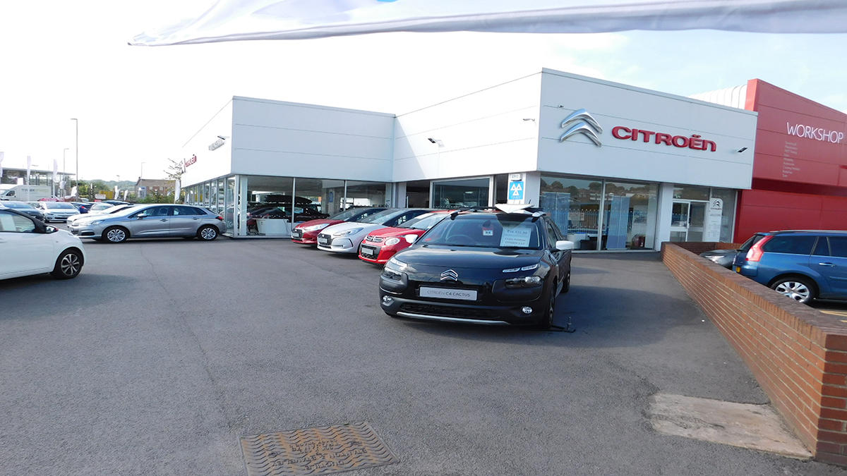 Evans Halshaw Citroen Leeds - Car Dealers (new & Used) in Leeds LS12