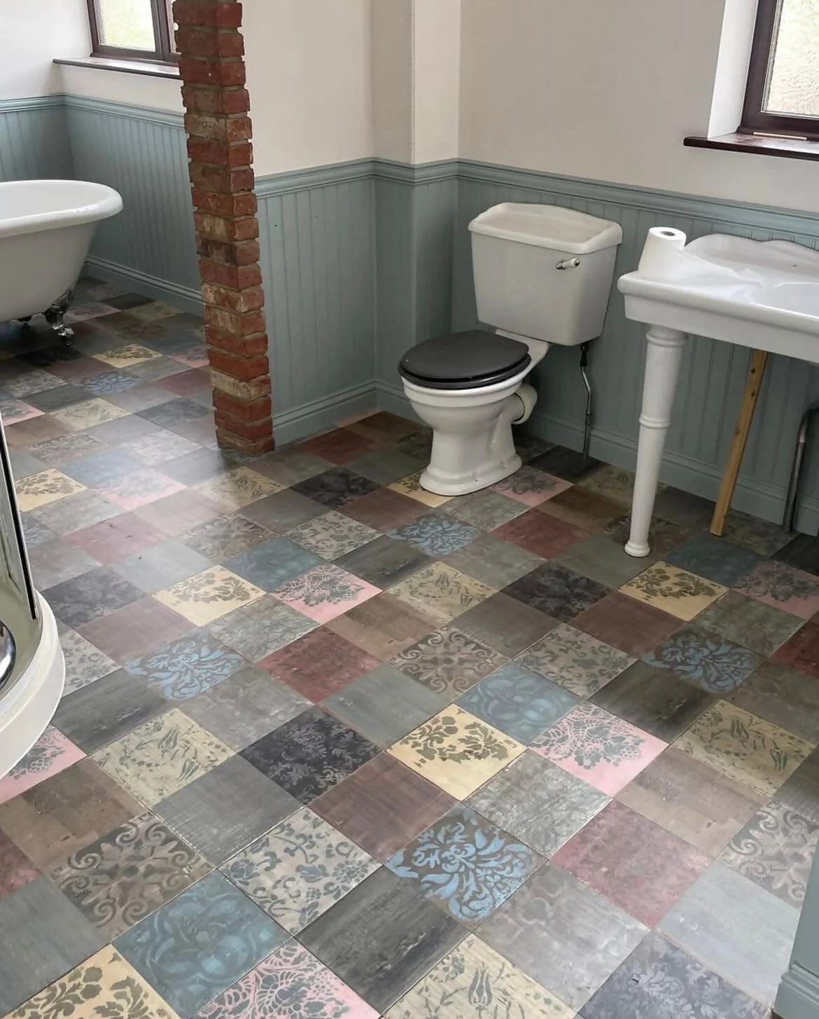 Images Supreme Carpets Ltd