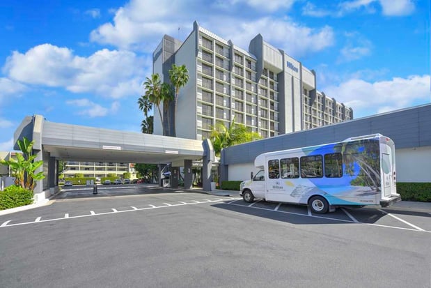 Images Hilton Irvine/Orange County Airport