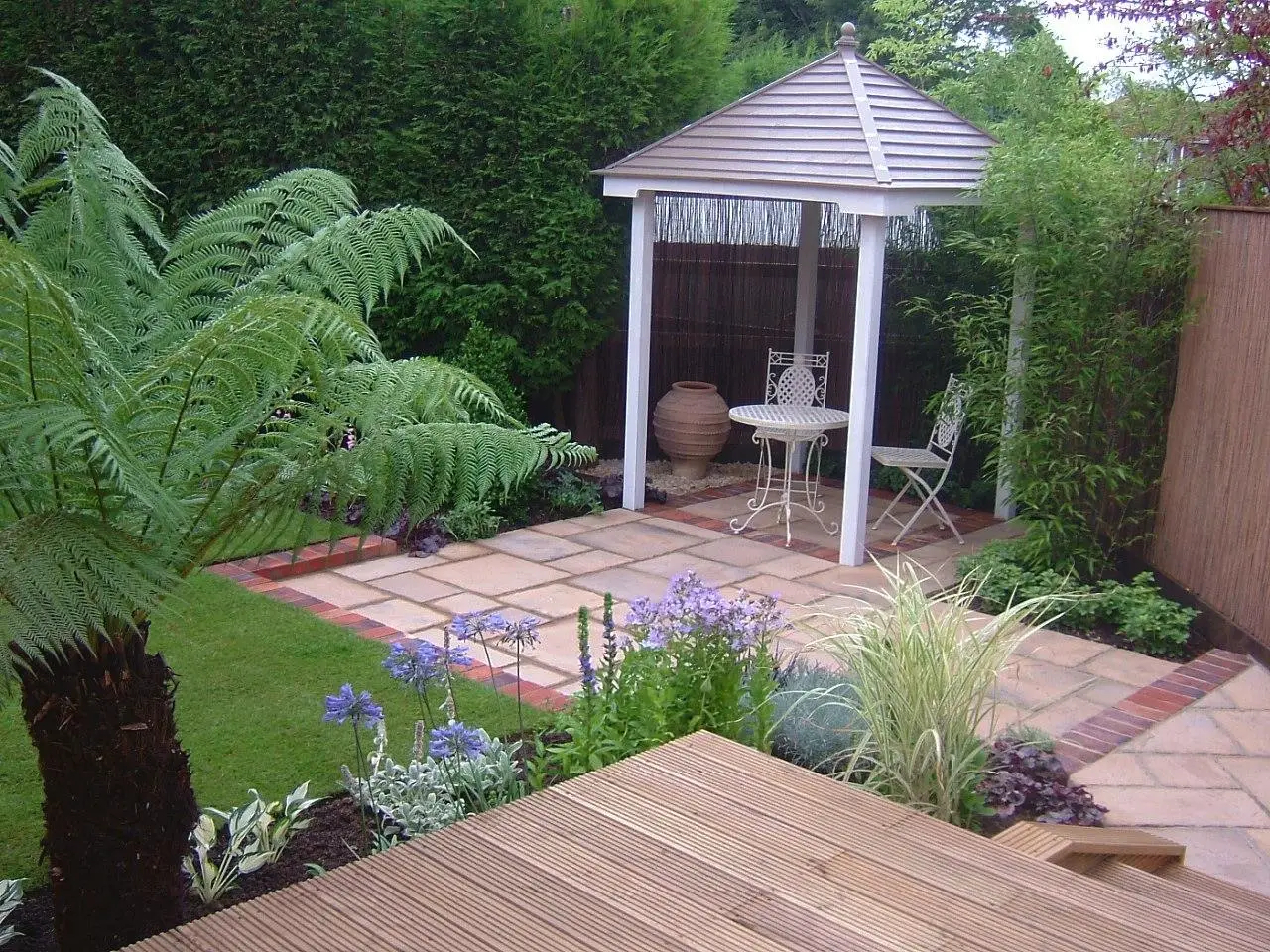 Images P & G Landscapes & Design