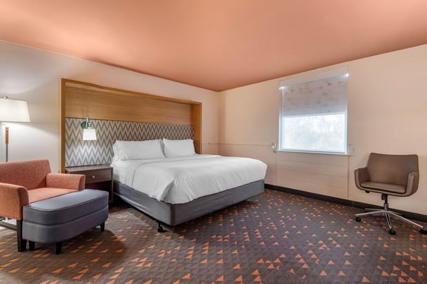 Images Holiday Inn Bangor by IHG